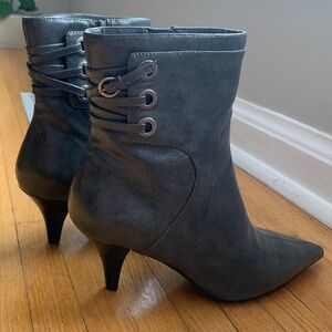 Nine West Grey booties new with never worn